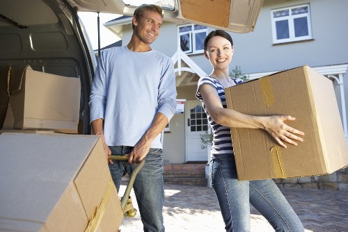 Families and businesses using storage in Brentcross to manage extra belongings